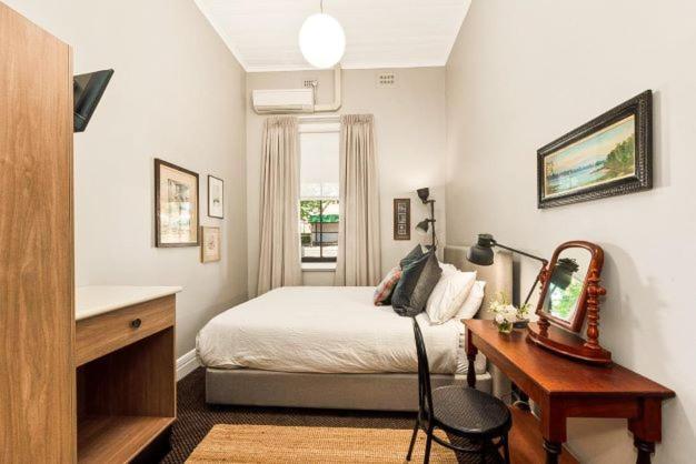 The Commercial Quarters Hotel Millthorpe ภายนอก รูปภาพ