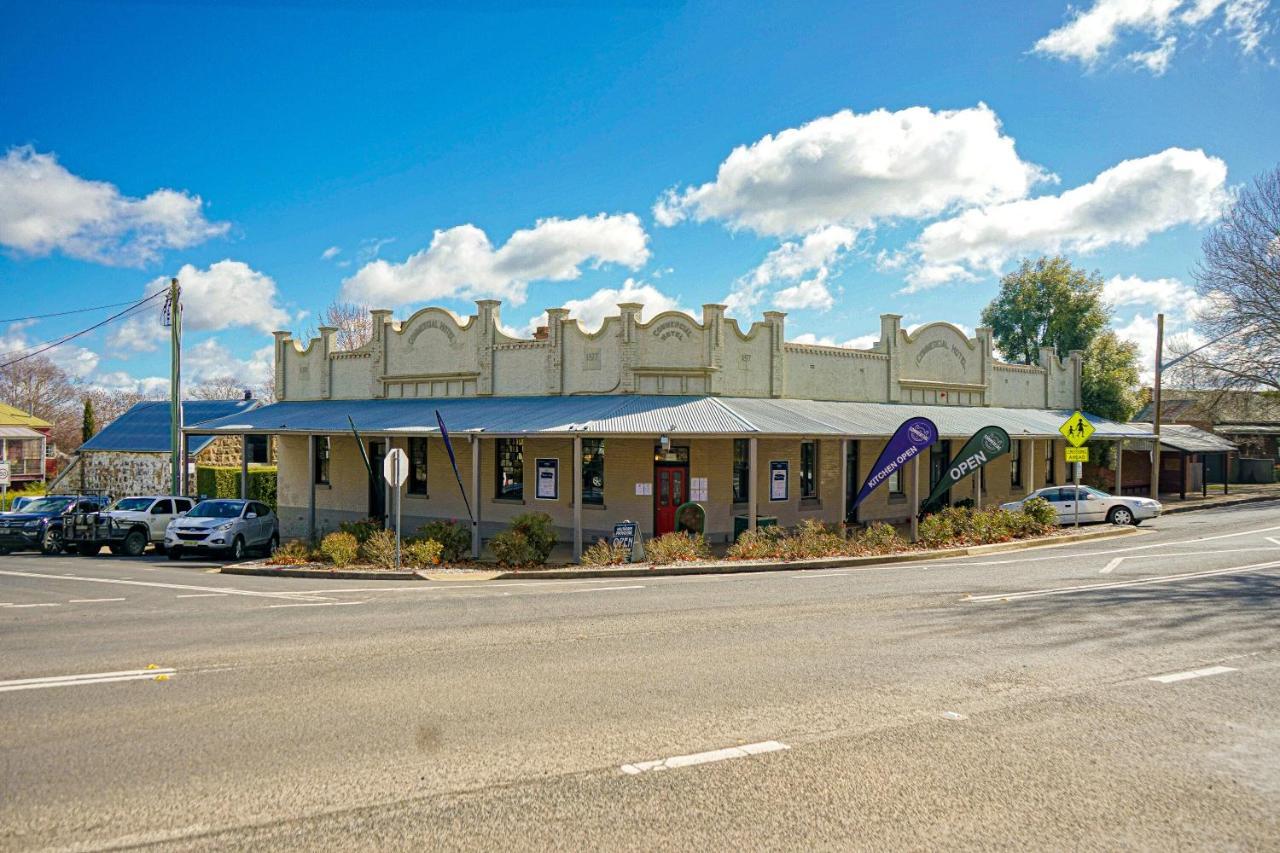 The Commercial Quarters Hotel Millthorpe ภายนอก รูปภาพ