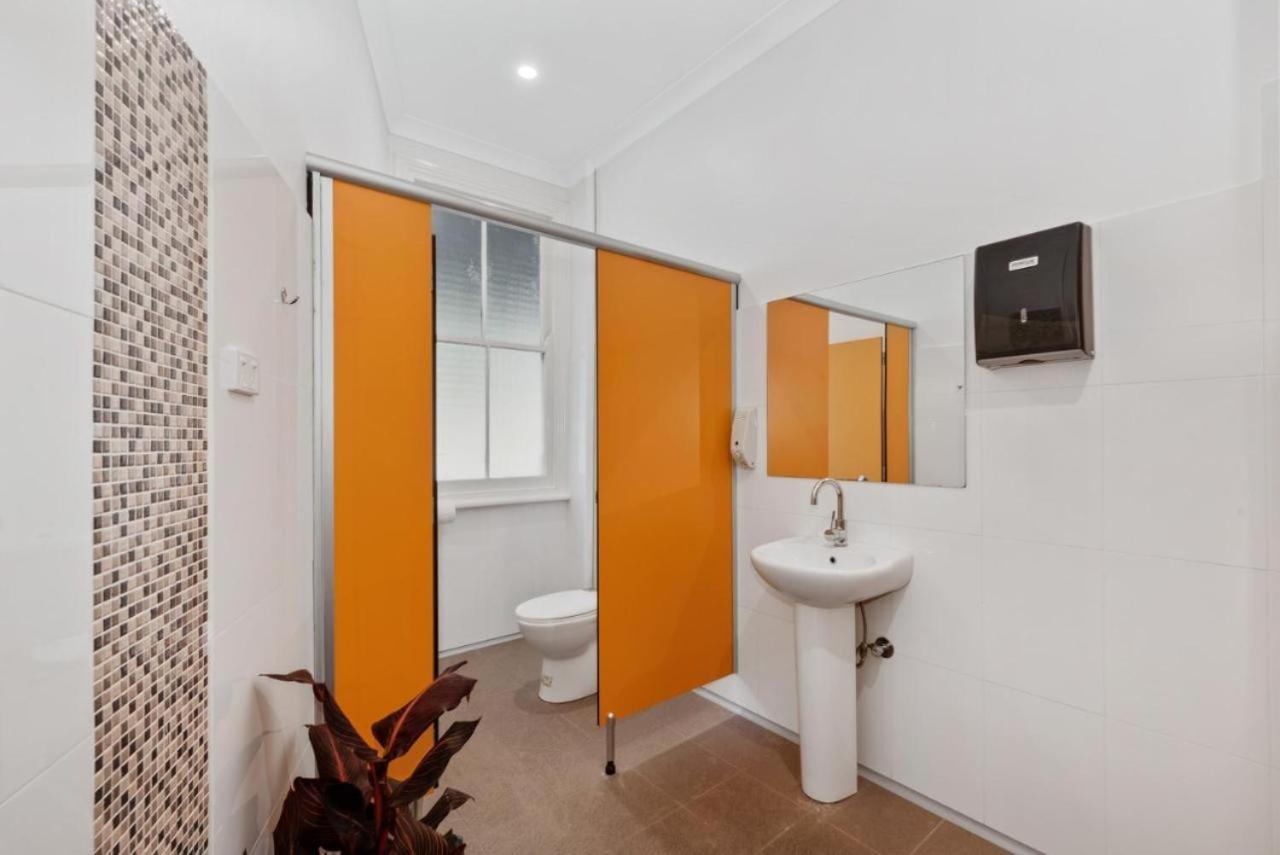 The Commercial Quarters Hotel Millthorpe ภายนอก รูปภาพ